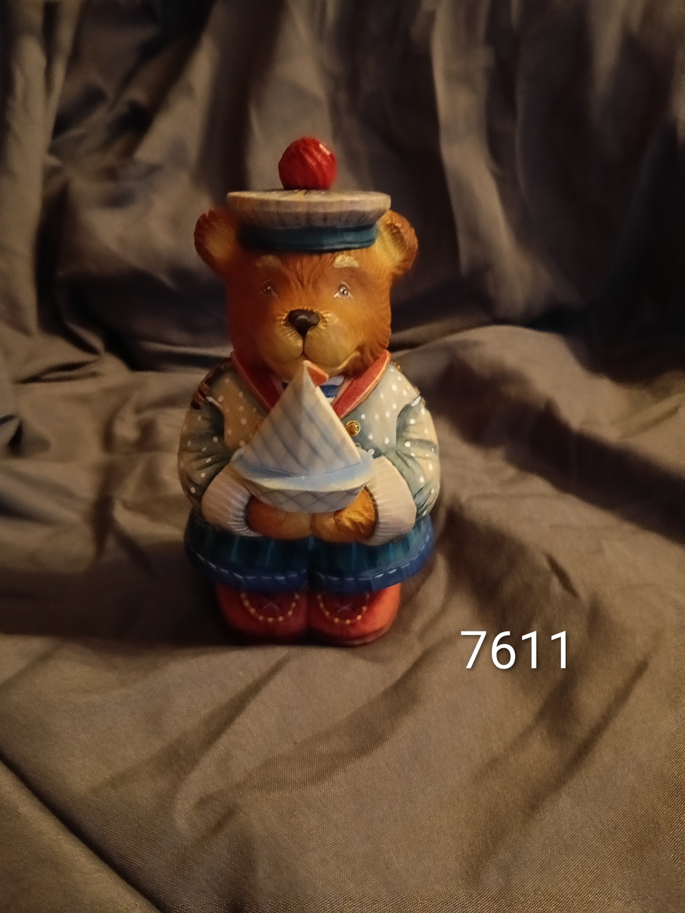 Joyful Traveler Figurine